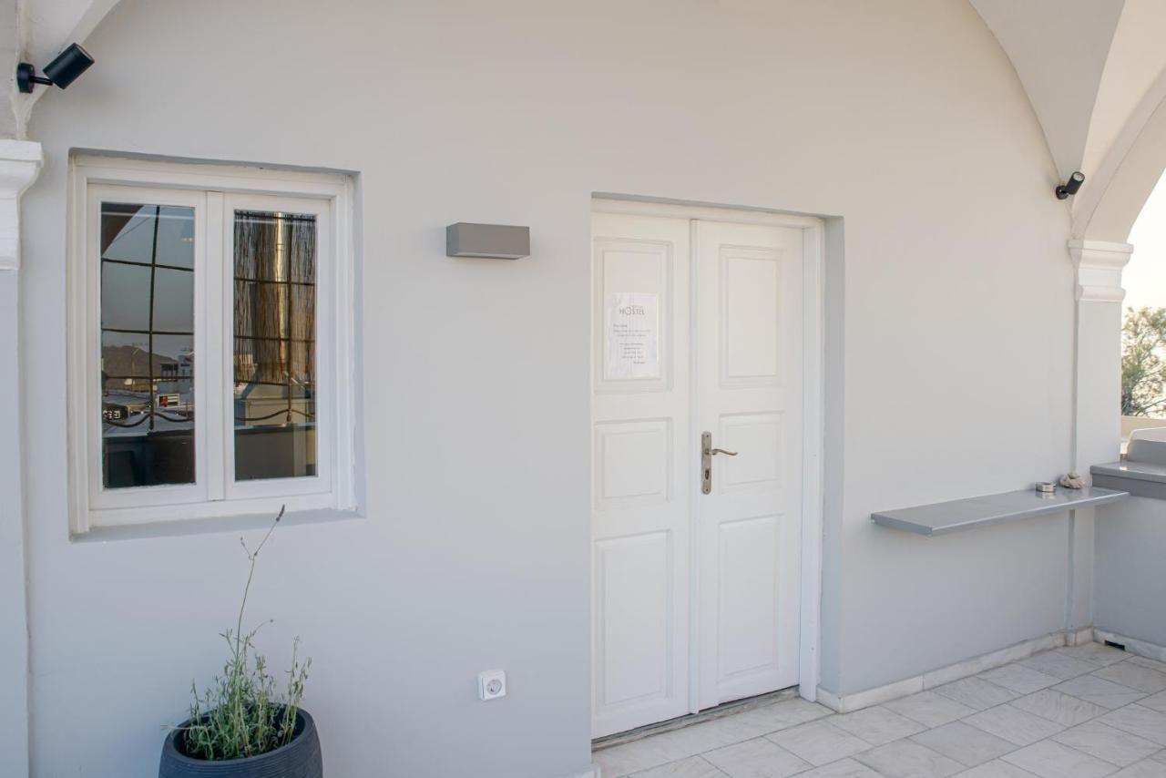 Central Hostel Oia Екстер'єр фото