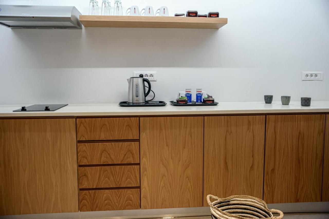 Central Hostel Oia Екстер'єр фото